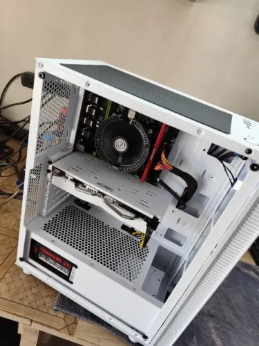 PC Gamer Xeon 2650 V4 16 Gigas DDR4 - SSD - Placa de Vídeo RX 580 8 Gigas - Somos Loja