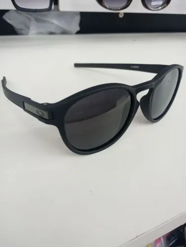 Oakley Leach polarizado Prizm preto redondo 