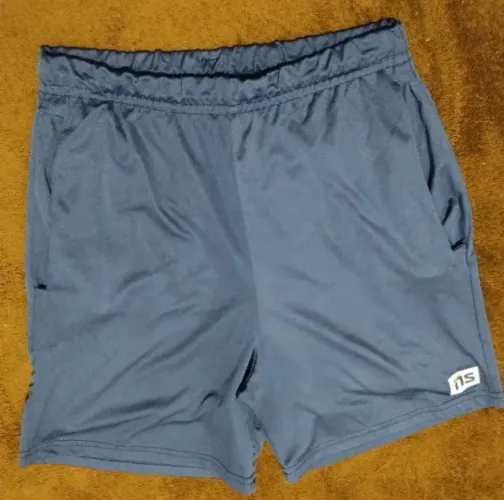 Bermuda masculina básica