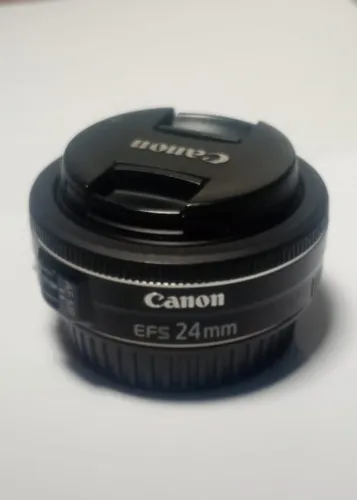 Lente Canon EFS 24 mm f/2.8