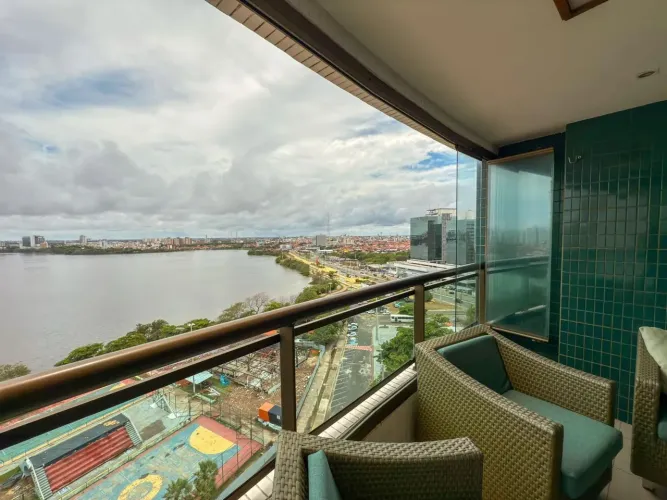 VENDO | EDF. LAKESIDE