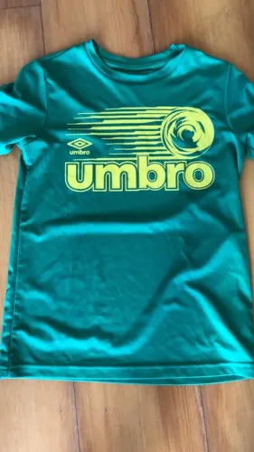 Camiseta fit umbro original