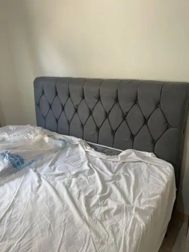 Cabeceira Estofada Luxo - Maciez, Estilo e Sofisticação em um Só Produto!