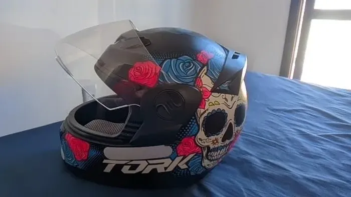Capacete