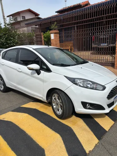Ford Fiesta SEL 1.6 16V Flex Aut. 5P 2017