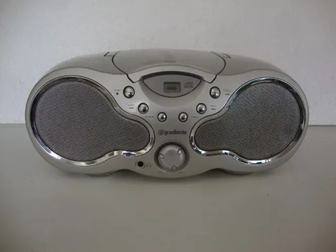 Aparelho Boom Box Gradiente Modelo BD 400 (Leia o Texto)