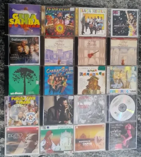 20 CDs Variados em bom estado de conservação por apenas R$50 ! Aproveite!