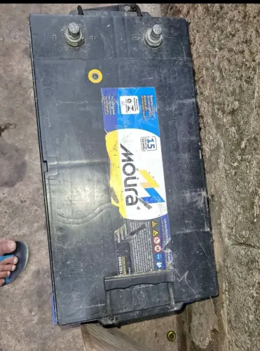 Vendo Bateria de 225 amperes 