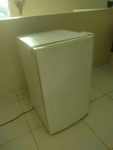 Refrigerador elux r120