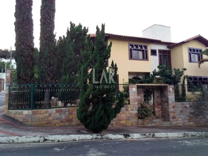 Casa em Condomínio à venda, 4 quartos, 2 suítes, 4 vagas, Planalto - Belo Horizonte/MG