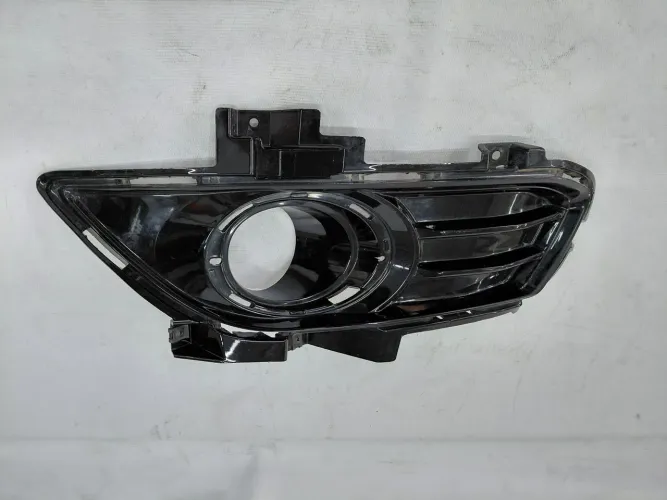 Moldura farol milha Fusion 13/16 esquerda