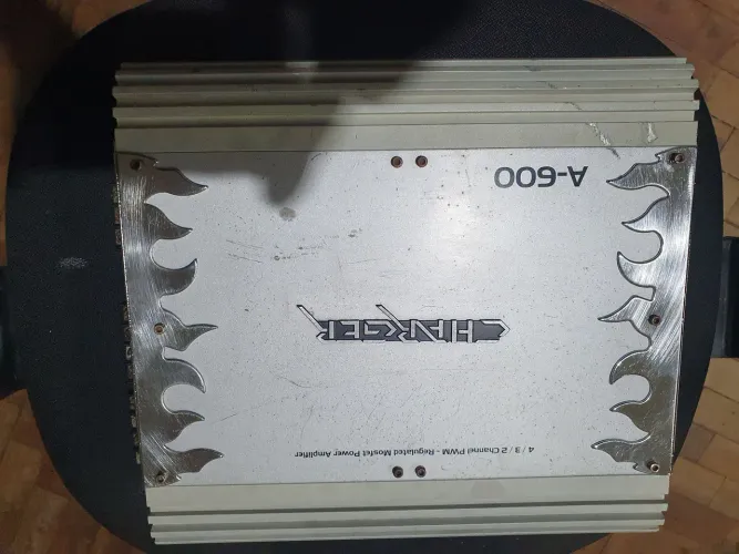 Amplificador Charger A-600 4 Canais