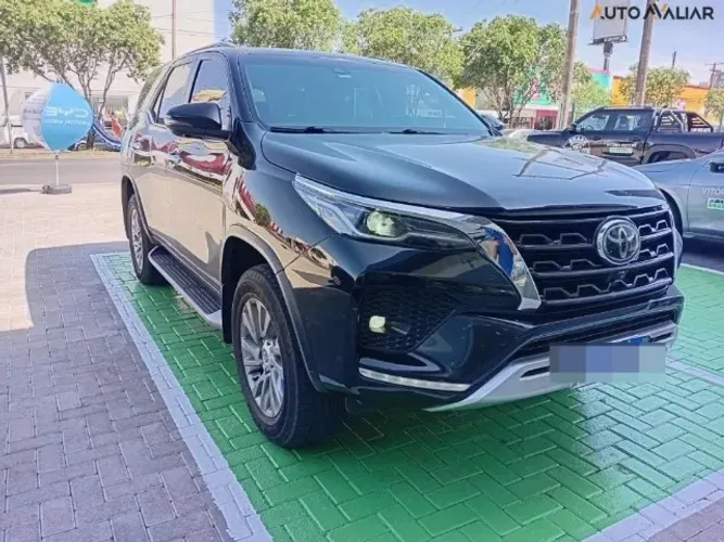 HILLUX SW4 2.8 TURBO DIESEL 7 LUGARES