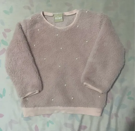 Blusa de frio rosa com pérolas Milon