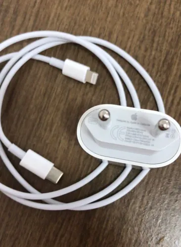 Carregador iPhone 14 original Apple 