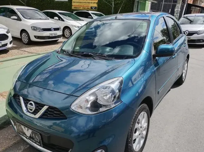 Nissan March SV 1.0 12V Flex 5P 2015