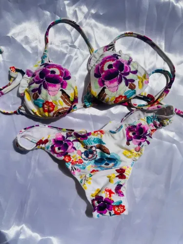 Biquíni floral 