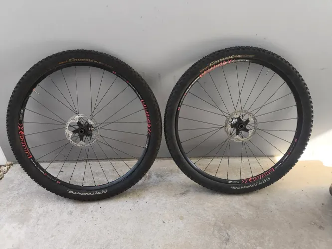 Rodas DT Swiss Spline X1700 aro 29 Boost