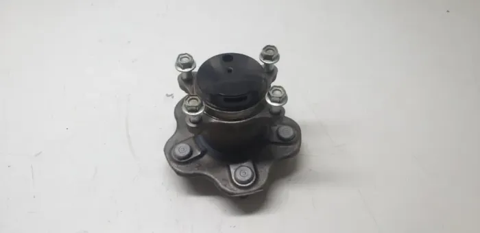Cubo Traseiro com Rolamento Nissan Sentra 2014 A 2021