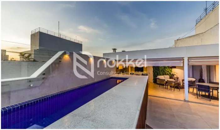 Cobertura com 378 m², à venda no bairro Granja Julieta.