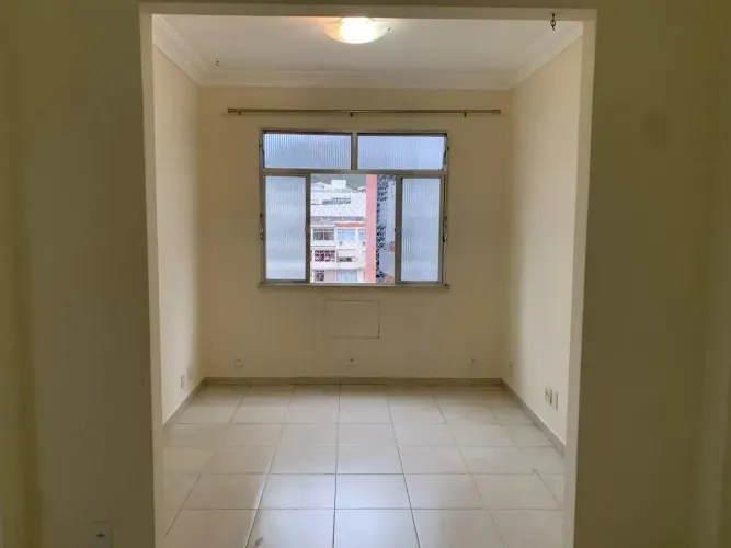 Praia de Botafogo 43M2 , divididos em quarto e sala.