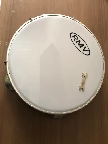 Pandeiro RMV a venda já com ferramenta para afinação