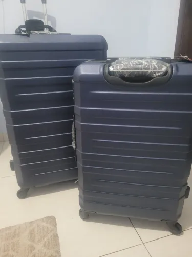 Conjunto com 2 malas de viagem,grande e media