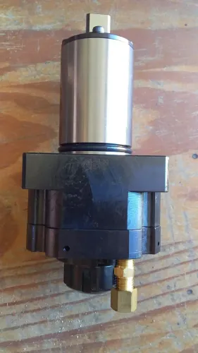 Ferramenta acionada torno cnc