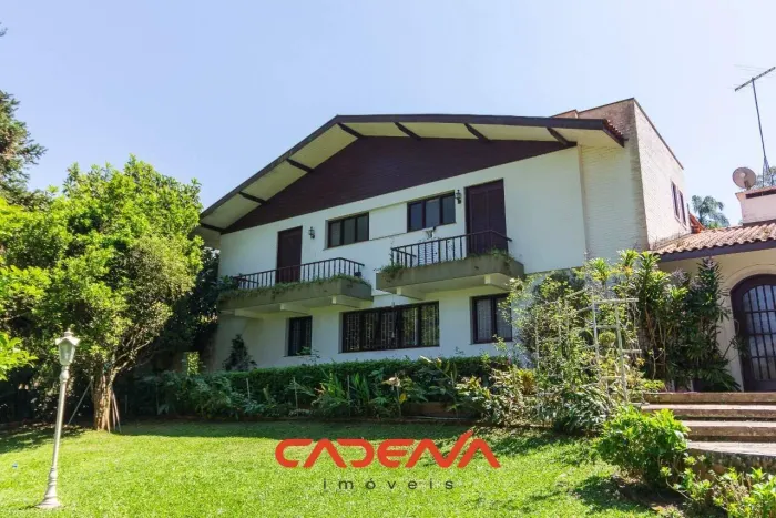 Casa com 4 quartos e 7 vagas à venda no Bom Retiro