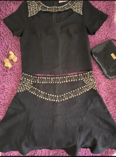 Conjunto saia e blusa croped