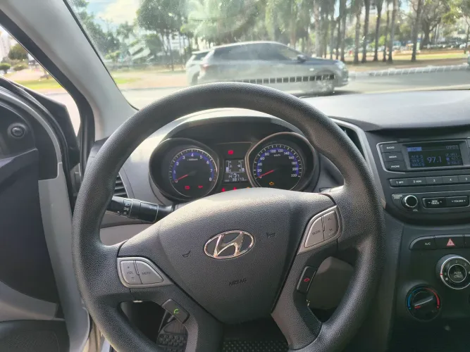 Hyundai HB20S C.plus/c.style1.0 Flex 12V Mec. 4P 2019