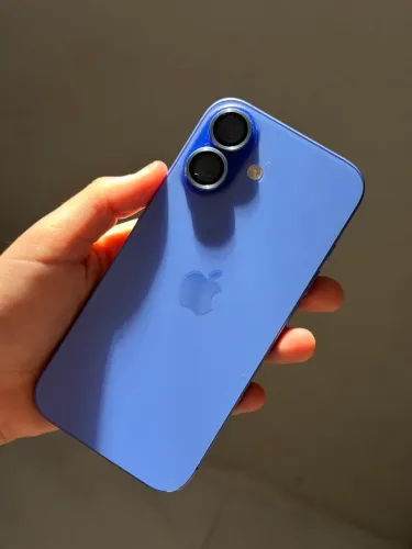 iPhone 16 Azul 128GB | 88% Bateria | Único Dono | Estado de Novo
