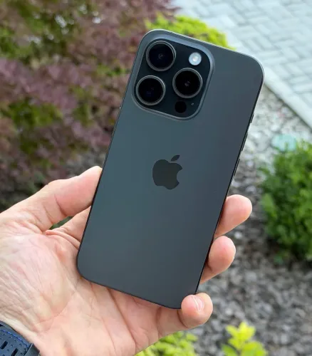 iPhone 15 pro preto 128 Gb 6 meses garantia