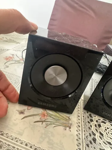 Caixas de som SAMSUNG SPEAKER SYSTEM.