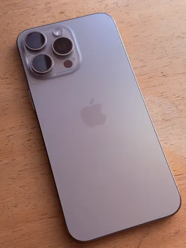 iPhone 15 pro max 1 tb 