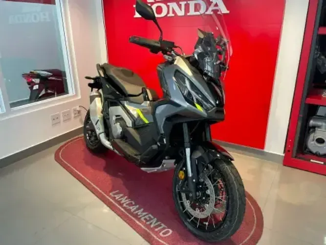 Honda X-ADV 700cc