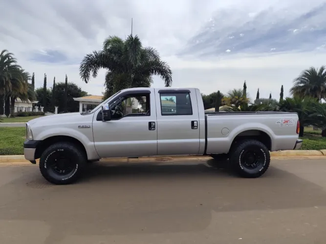 Ford F-250 XLT 3.9 4X4 CD TB Diesel 2011