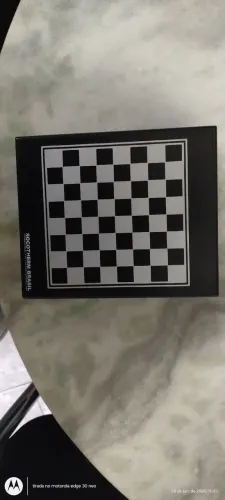 Jogo de xadrez com kit vinho