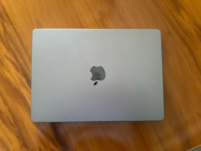 Macbook pro M3 14? 8GB