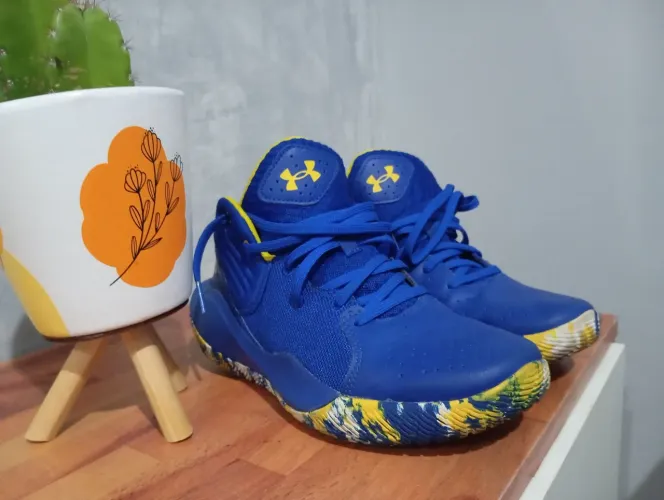 Tênis Under Armour