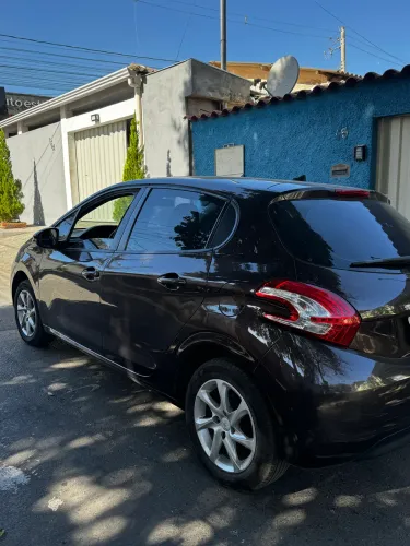 Peugeot 208 Active Pack 1.6 Flex 16V 5P Aut. 2015