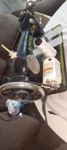 02 maquina de costura