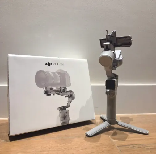 ESTABILIZADOR DJI RS4 MINI (sem uso)