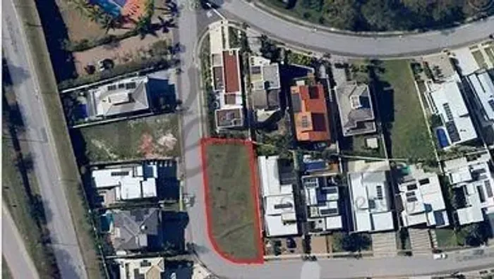 Terreno de Esquina de 607m² à Venda no Condomínio Sapucaias - Região do Alphaville, Campin