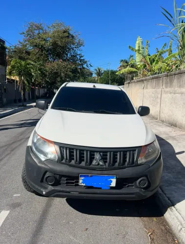 Mitsubishi L200 Tri. Outd. GLX 2.4 CD 4X4 Die. MEC 2022