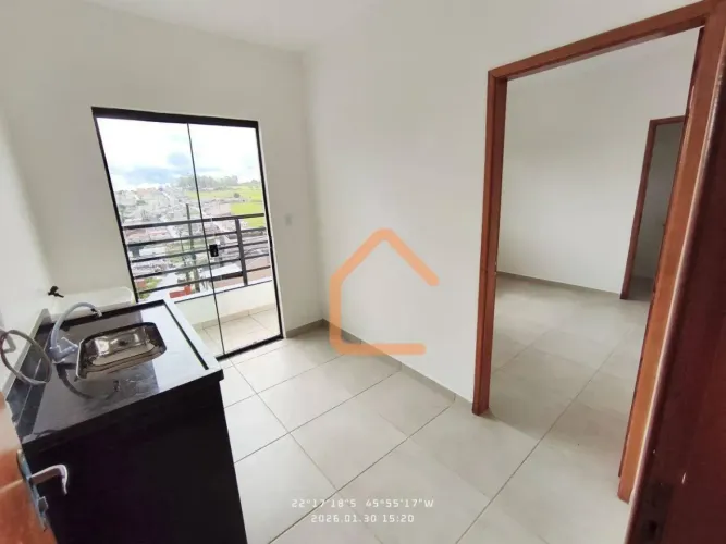 Kitnet com 1 dormitório para alugar, 30 m² por R$ 1.180/mês - Parque Real - Pouso Alegre/M