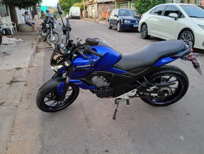 Fazer Fz15