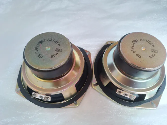 Par de auto falantes de 5 polegadas 6 ohms 80wrms cada marca Eastech
