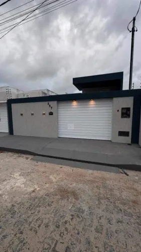 Casa Moderna á Venda no Luar da Barra 01
