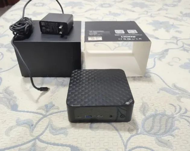 Mini PC Gamer Beelink SER6 AMD Ryzen 9 6900HX 32 GB DDR5